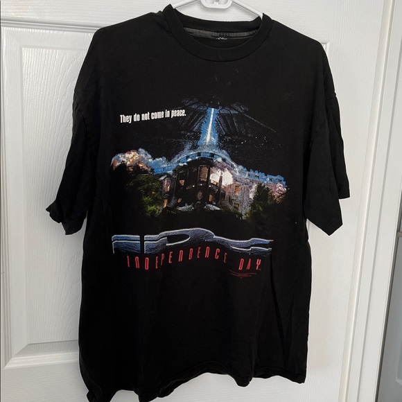 Independence Day Graphic T-Shirt - Picture 3 of 5